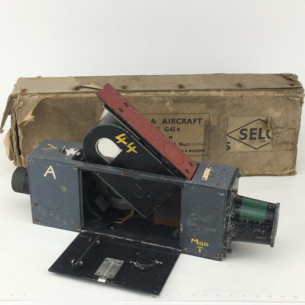 WW2 Williamson G45 Spitfire gun camera with Air Ministry markings